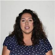 Profesora de escritura y lectura para niños y niñas de infantil o personas de la tercera edad
